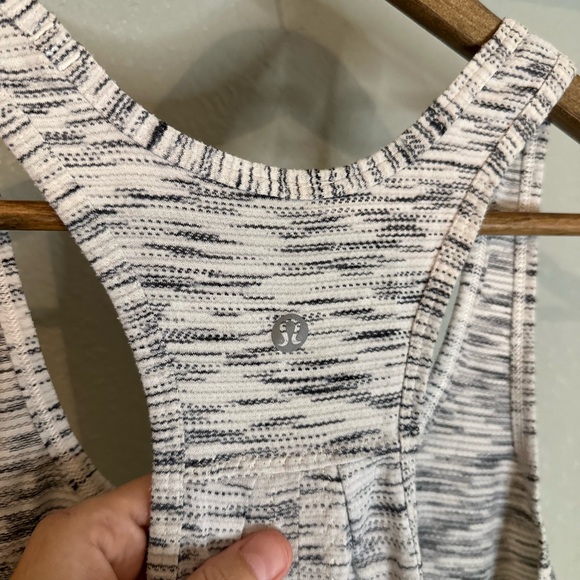 Lululemon Racerback | Size 6 - Picture 2 of 3